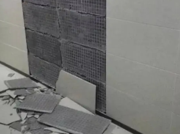 博兴瓷砖空鼓维修公司分享下博兴墙砖松动维修的知识